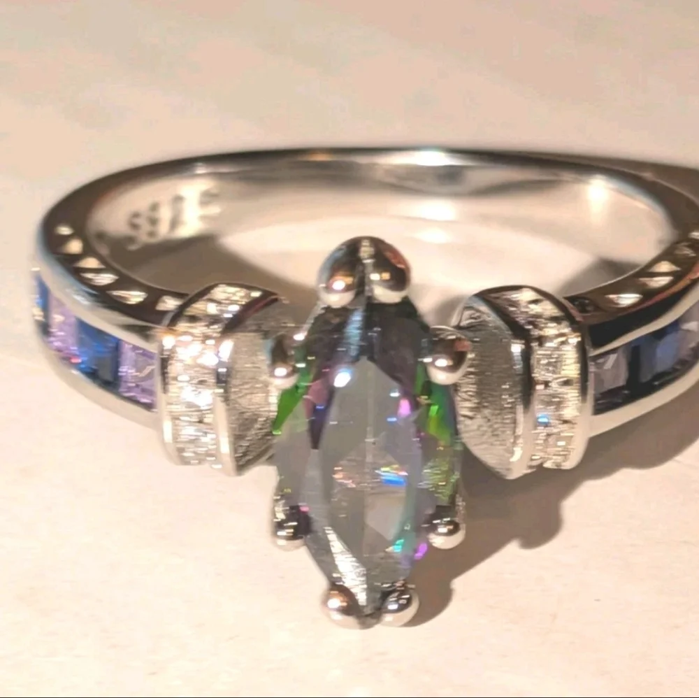 925 Sterling Silver Rainbow Fire Mystical Topaz + Amethyst Wedding Ring Sz 6